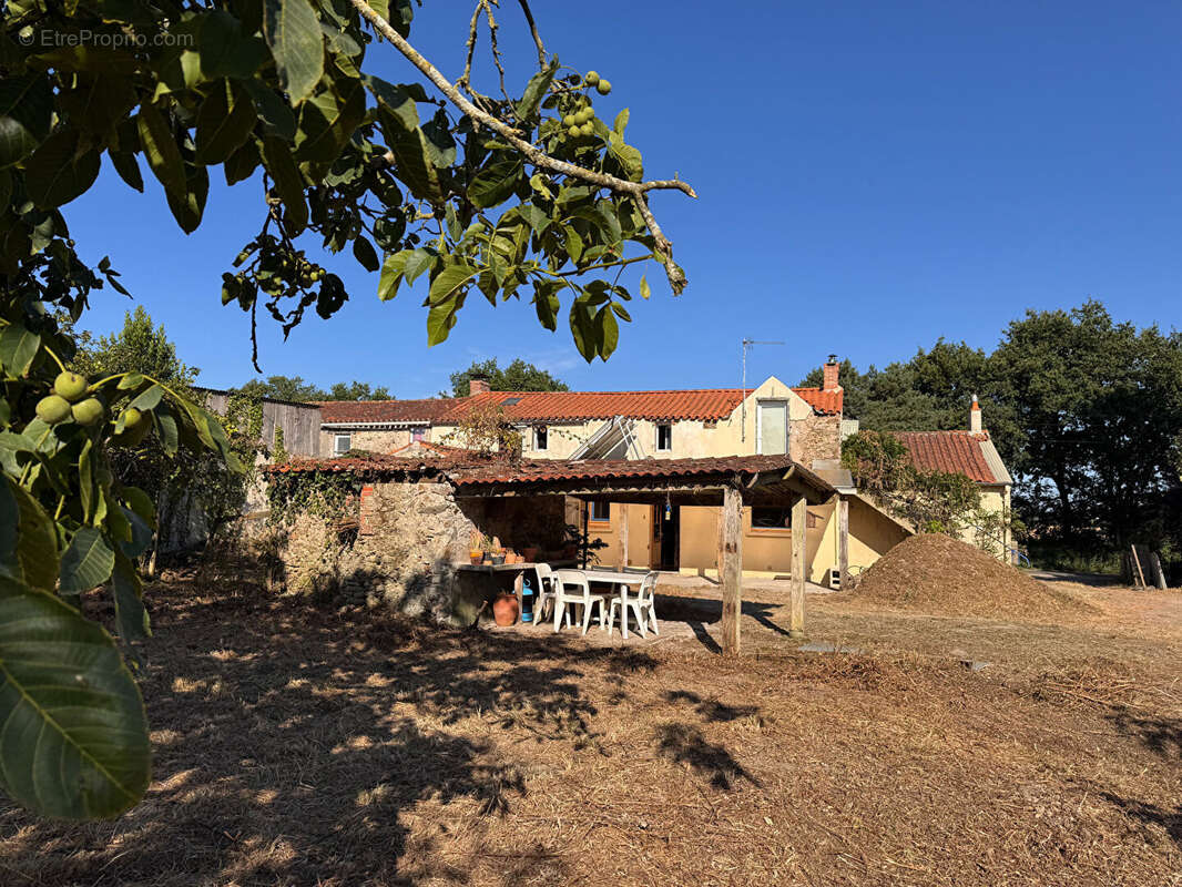 Maison à AIZENAY