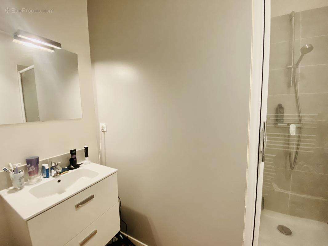 Appartement à LYON-9E