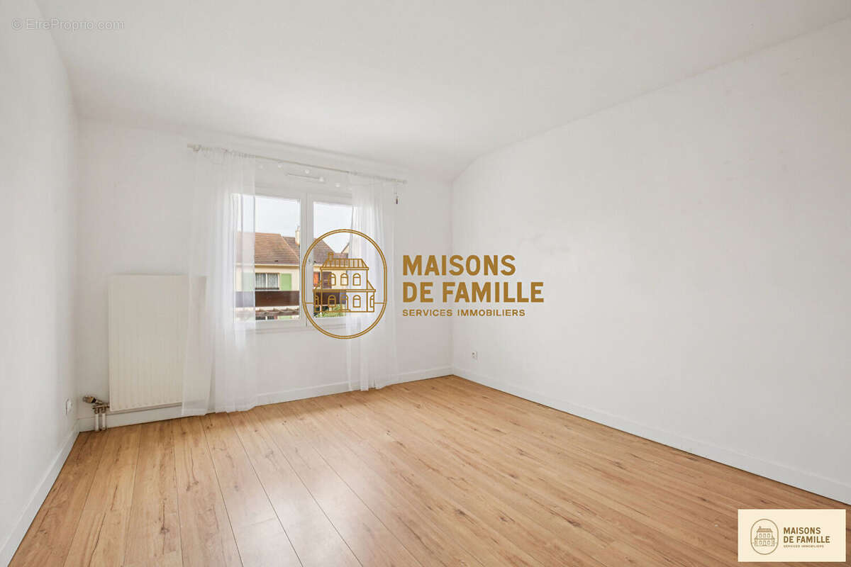 Maison à LE PORT-MARLY