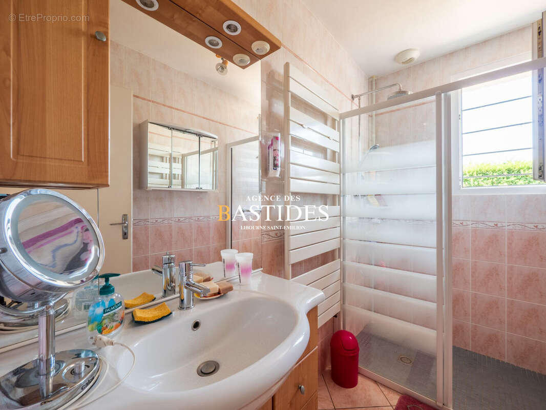 Maison à SAINT-DENIS-DE-PILE