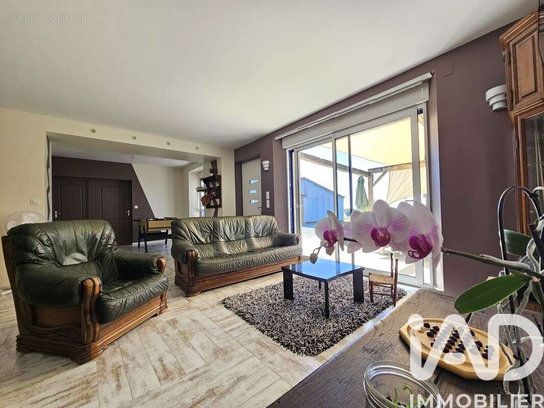 Maison 140 m² à Le Plessis-Dorin  - photo 5
