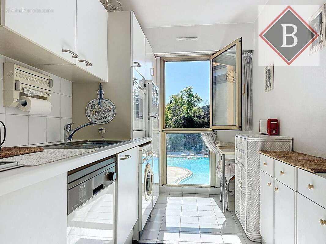 Appartement à MOUGINS