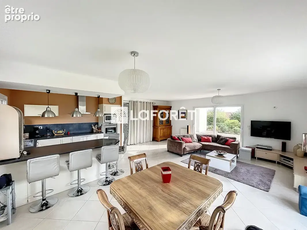 Photo Maison à Tournehem-Sur-La-Hem au prix de 374 000€