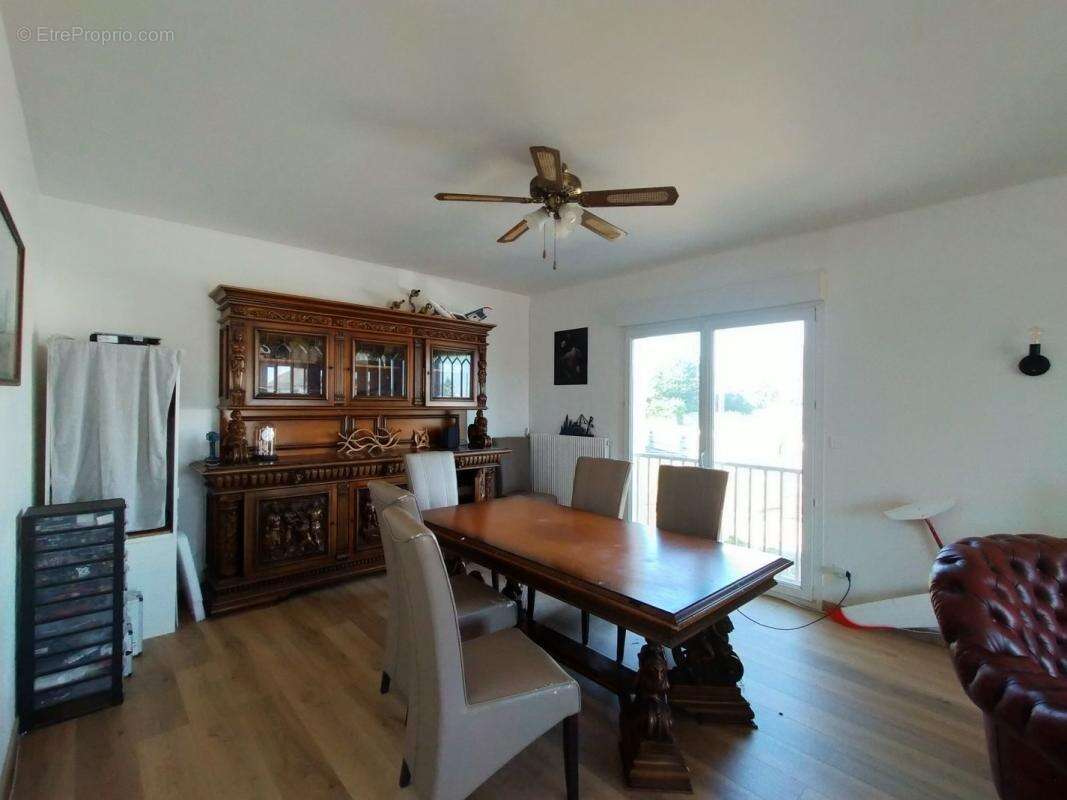 Maison 110 m² à Villaines-La-Juhel  - photo 3