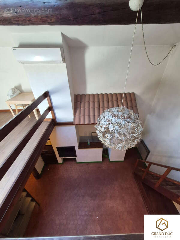 Appartement à MARSEILLE-1E