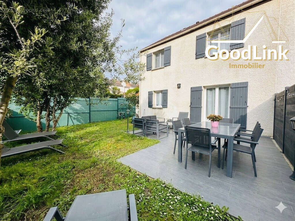 Maison à MORANGIS