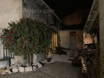 Maison à ROQUEMAURE