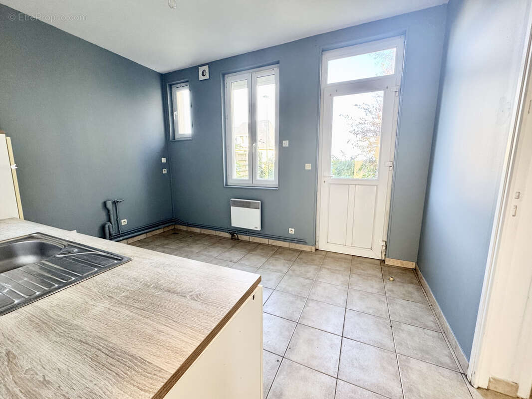 Maison à FONTAINE-LE-DUN