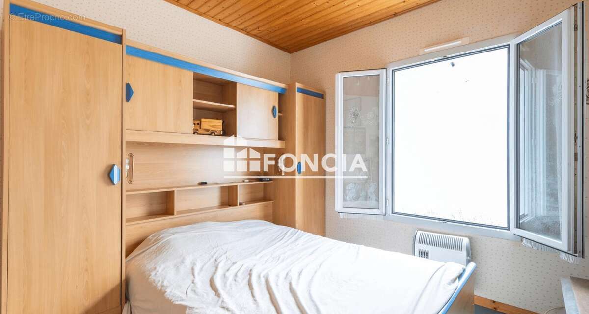 Maison à L&#039;EPINE