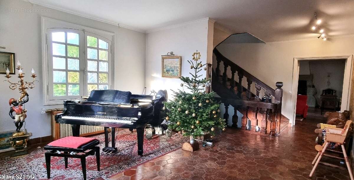 Maison à MANTES-LA-JOLIE