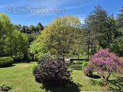 Appartement à CHARBONNIERES-LES-BAINS