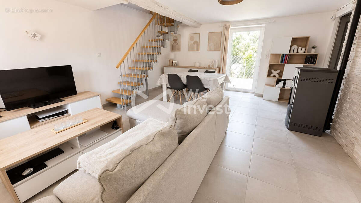 Maison 89 m² à Gurgy  - photo 2