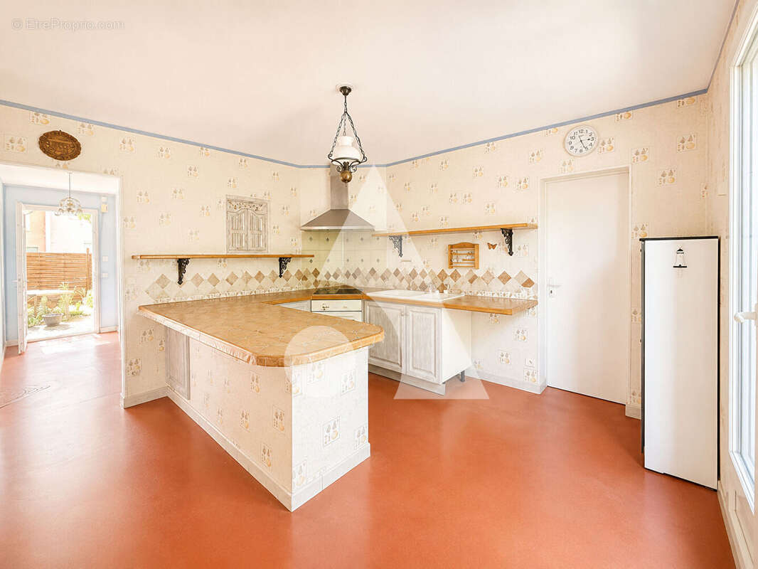 Maison Venelles 4 pièce(s) 121.31 m2 - photo 6