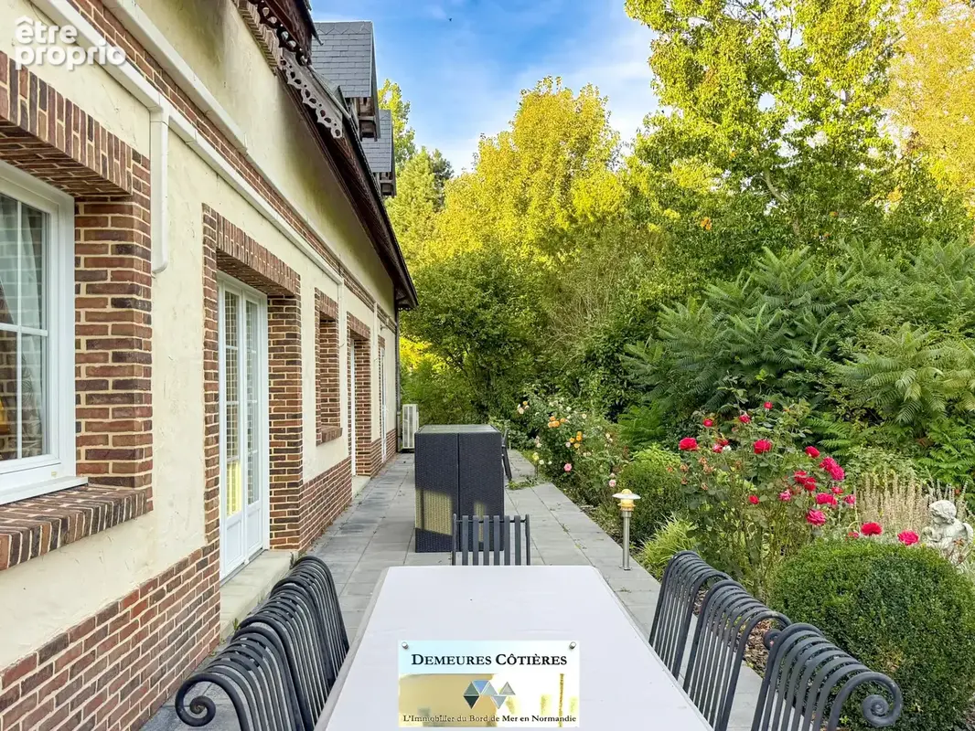 Propriete familiale et touristique de charme a 10 minutes de FECAMP - parc 8000 m2 - piscine - 6 chambres - photo 5
