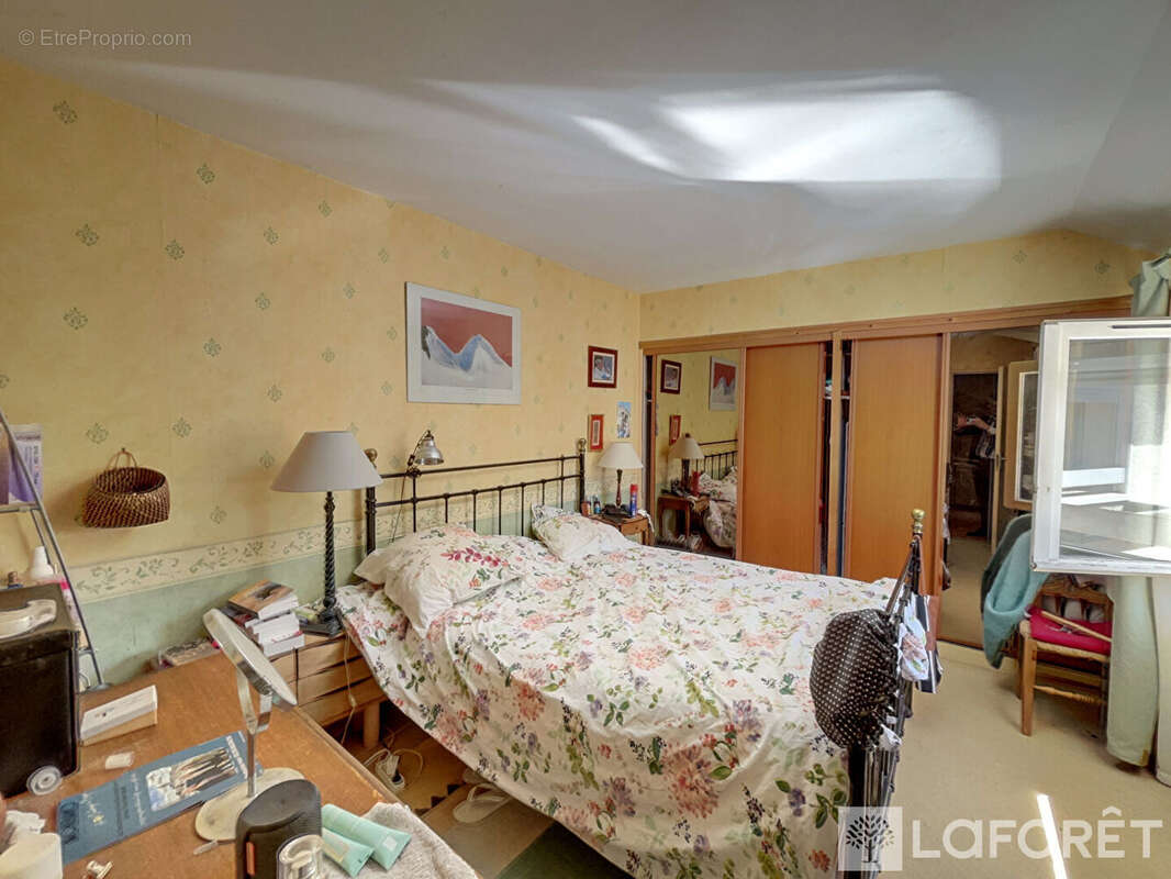 Maison à GIF-SUR-YVETTE