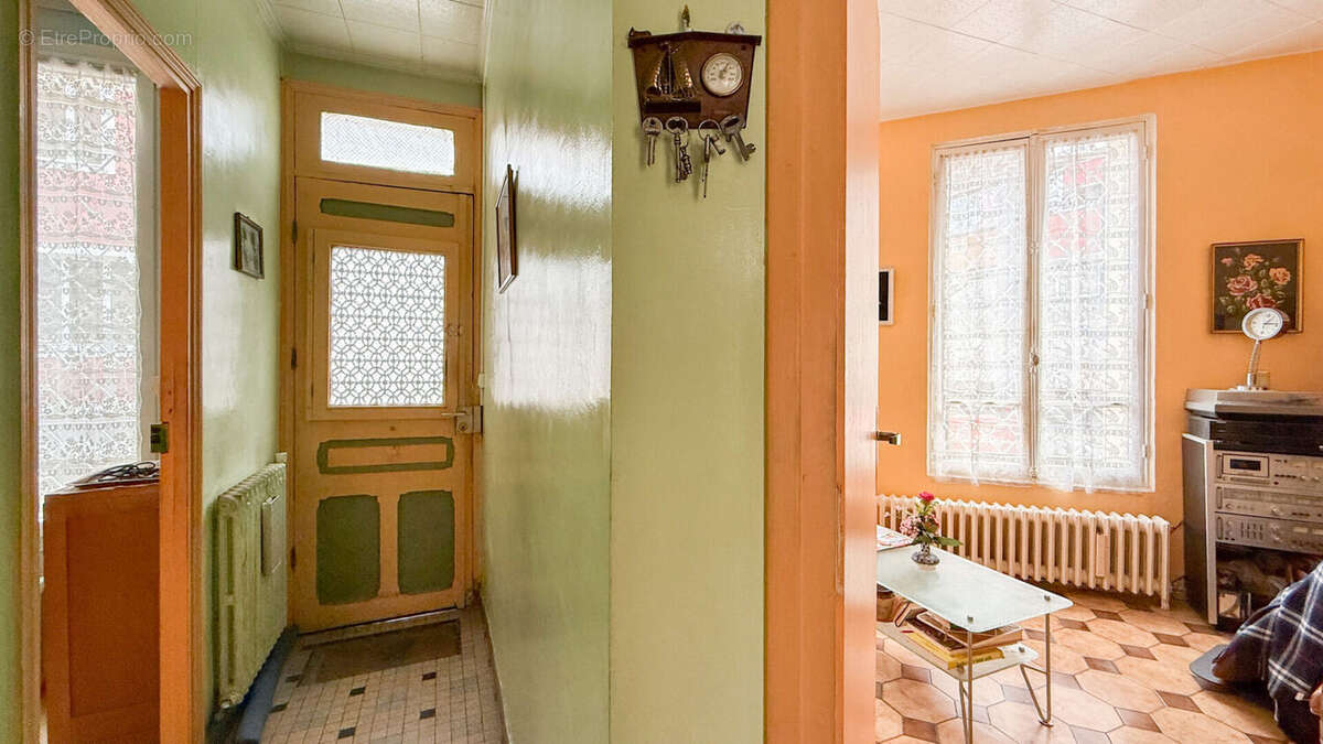 Maison Montreuil 5 pièce(s) 87.26 m2 - photo 2