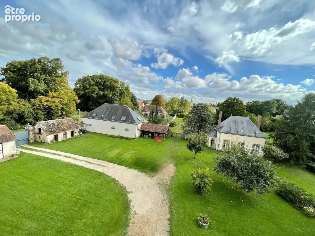 Maison 400 m² à Chartres  - photo 8