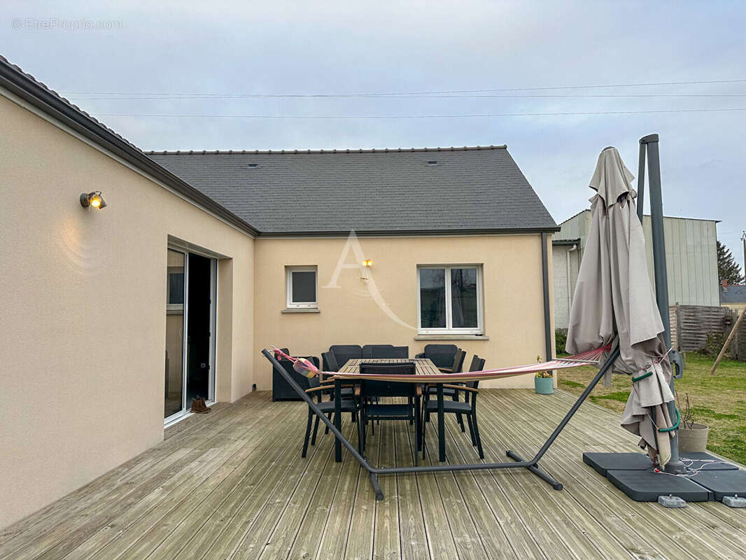 Maison à VIVY