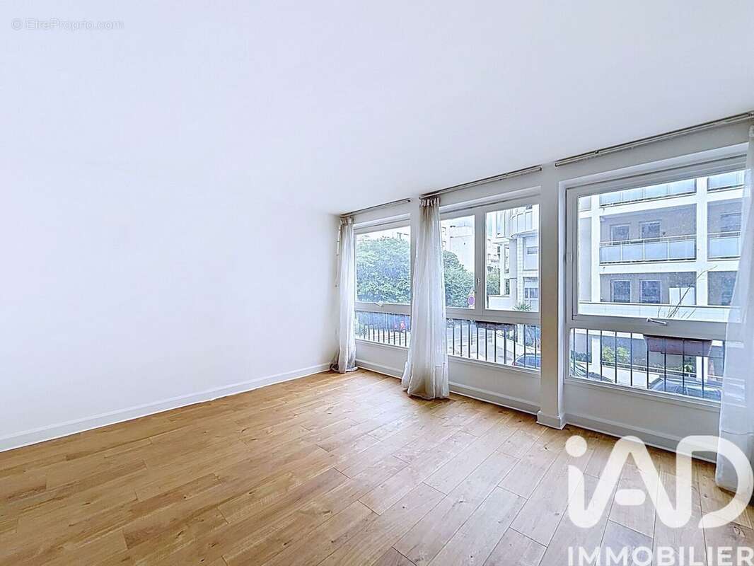 Appartement 70 m² à Pantin  - photo 2