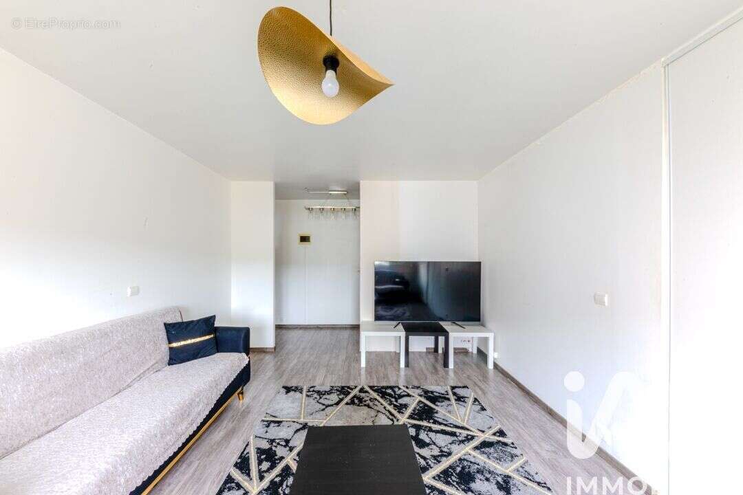 Photo 2 - Appartement à MONTIGNY-LES-CORMEILLES