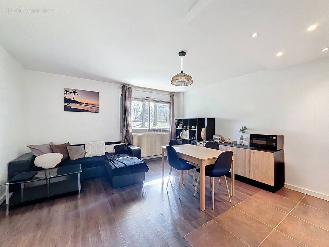 Appartement à LYON-9E
