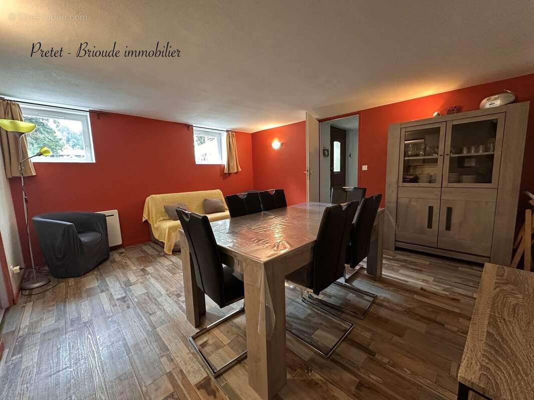 Appartement à LAVEISSIERE