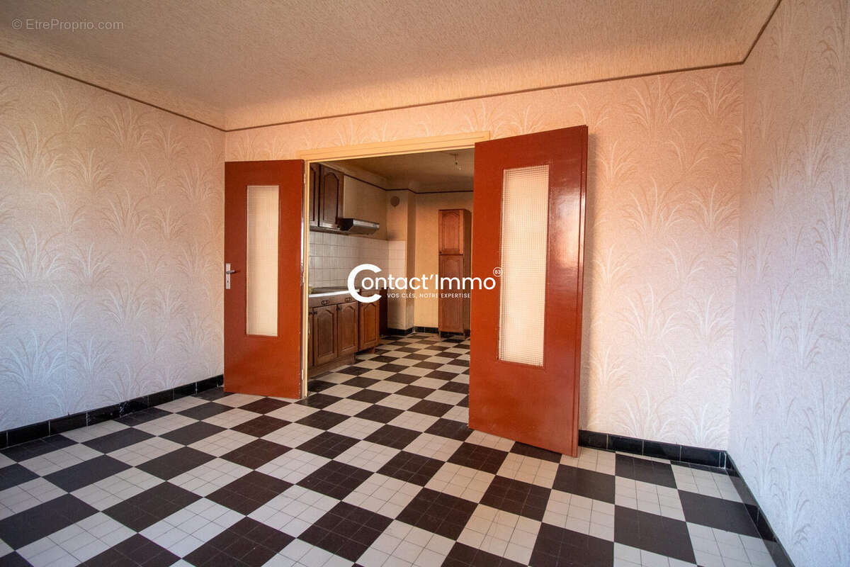 Maison à CHATEAUGAY