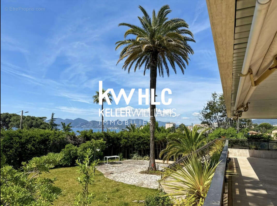 Appartement à CANNES