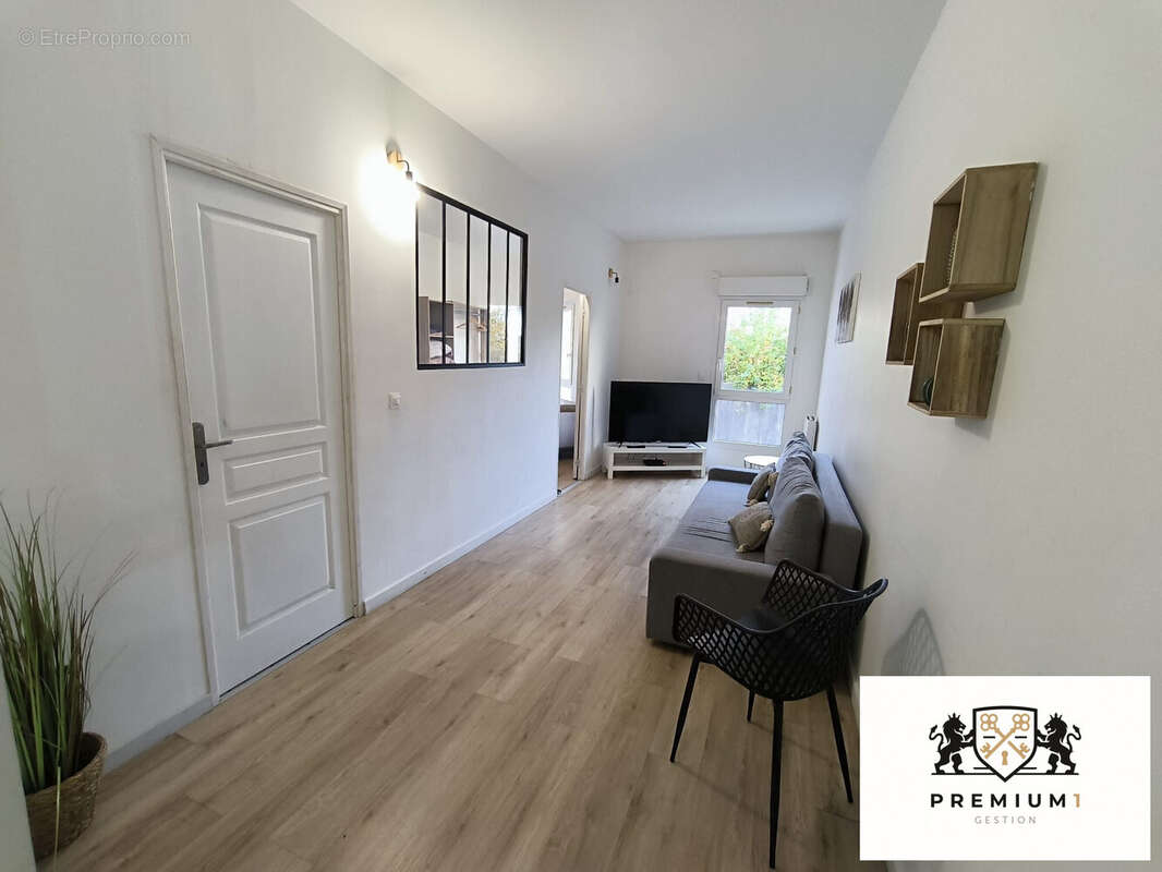 Appartement à LOUVRES