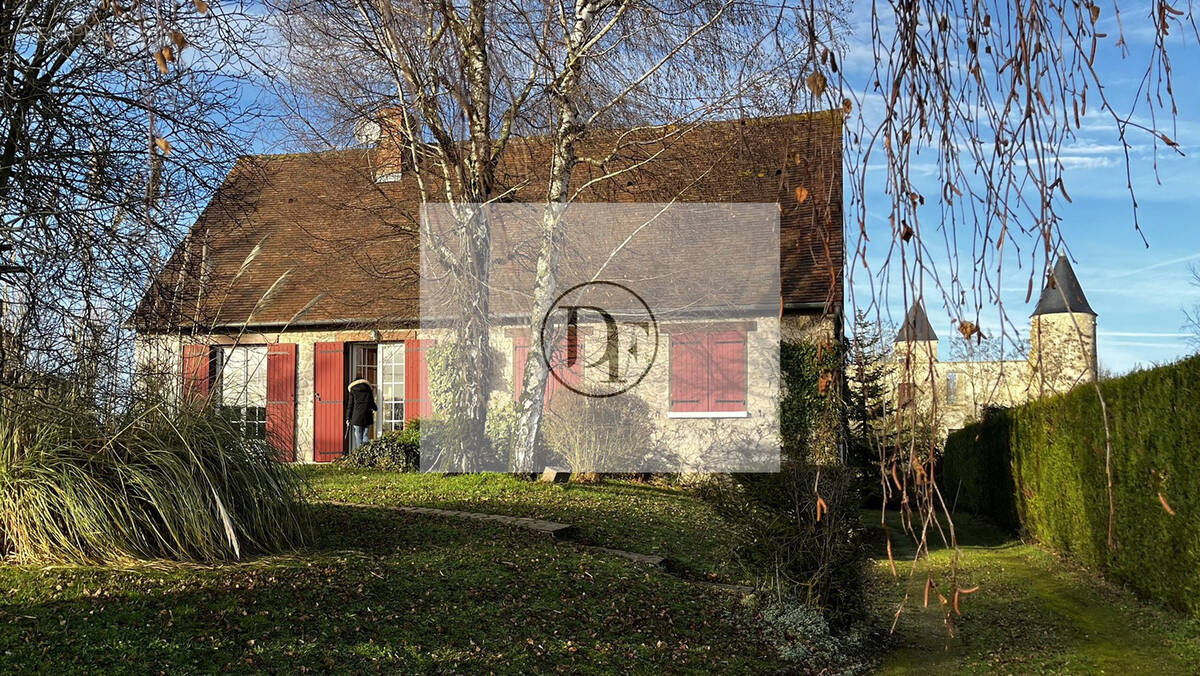 Maison à COURCELLES
