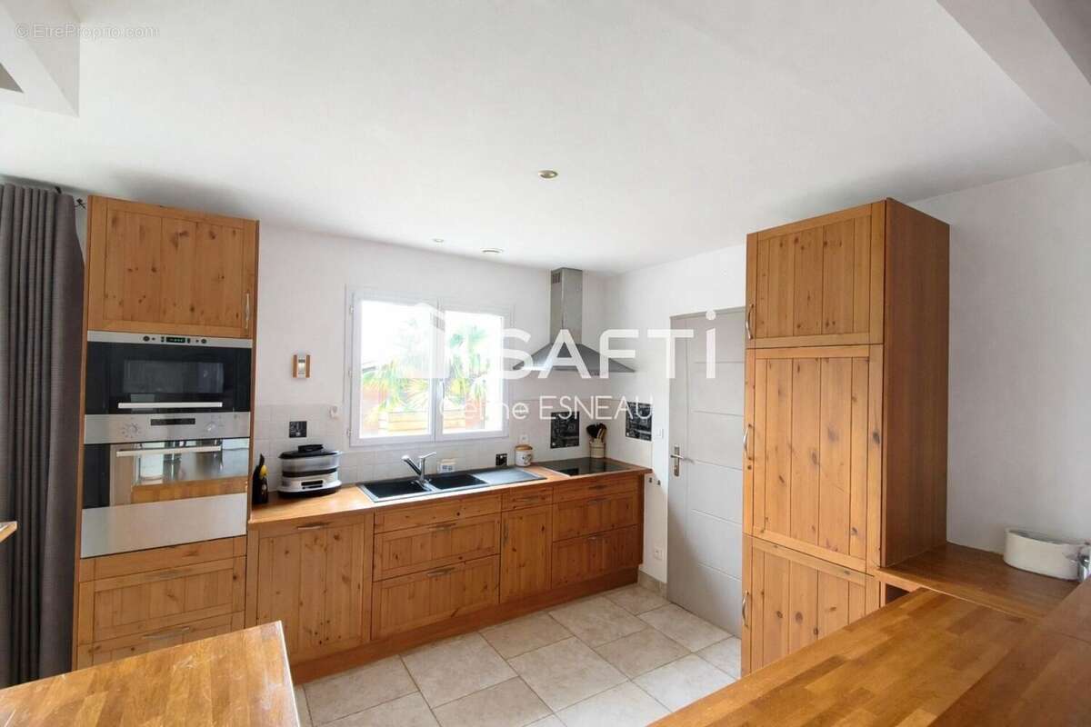 Photo 6 - Maison à GENESTON