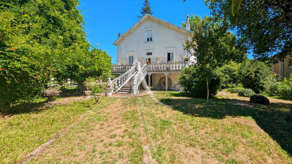 Maison à SAUVETERRE-LA-LEMANCE