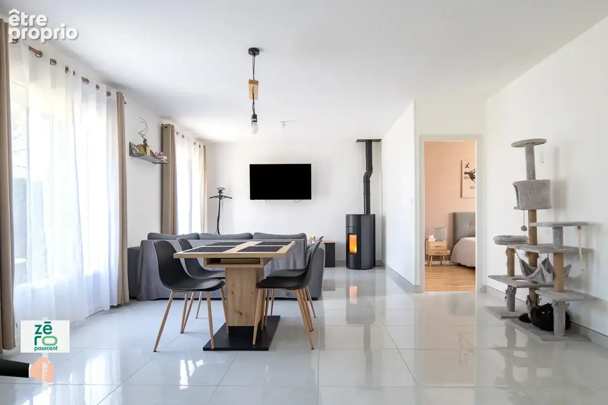 Belle maison à Curzon sur 1000 m2 de parcelle - photo 3