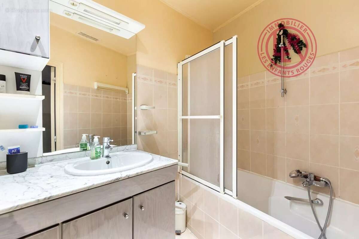 Appartement à PARIS-3E