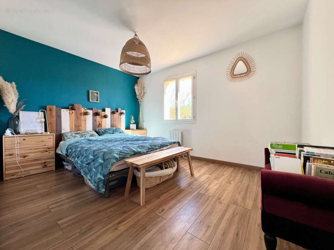 Maison à CUGES-LES-PINS