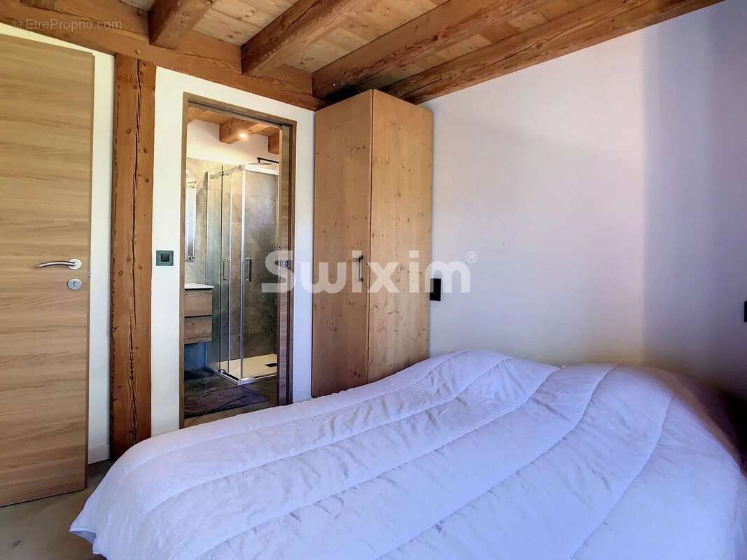 Chalet récent à vendre à Demi Quartier. - photo 7