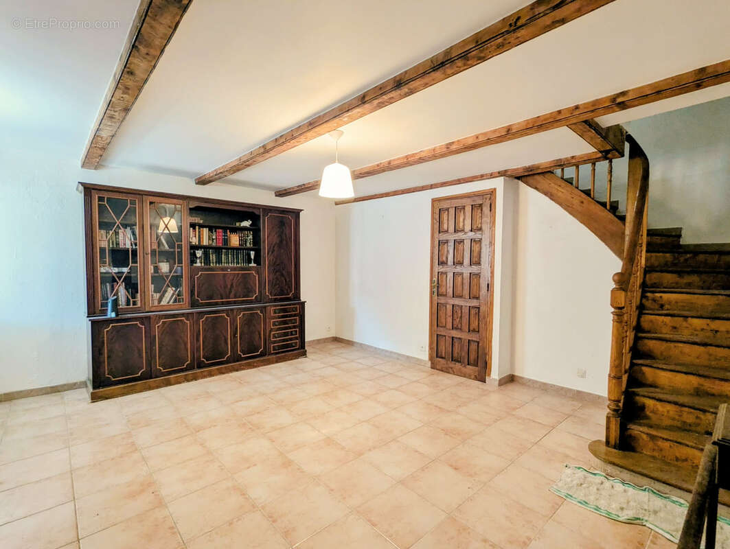 Belle et grande maison de village   128 m2 - photo 4