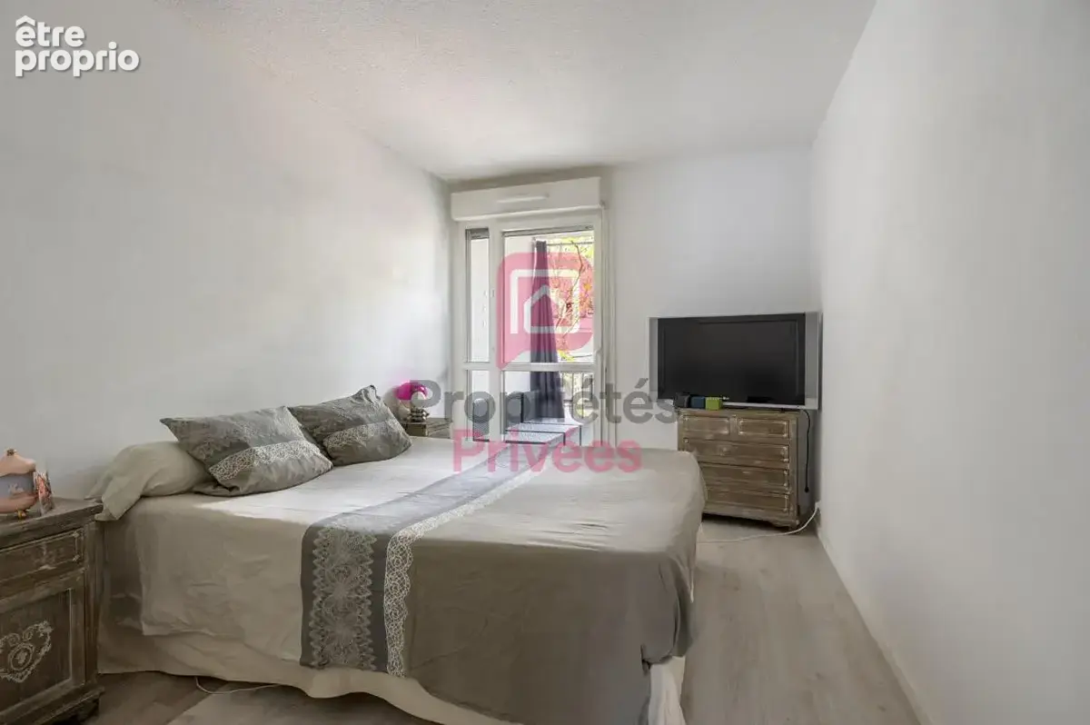 Coup de coeur - 4 pièces rénové avec balcon -77.87 m2 - photo 4