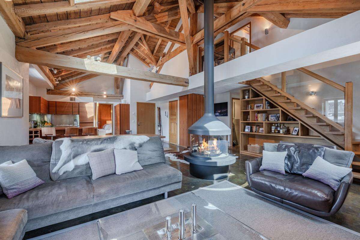 Rare appartement duplex au cœur d’Argentière avec vue panoramique sur le massif du Mont-Blanc - photo 2