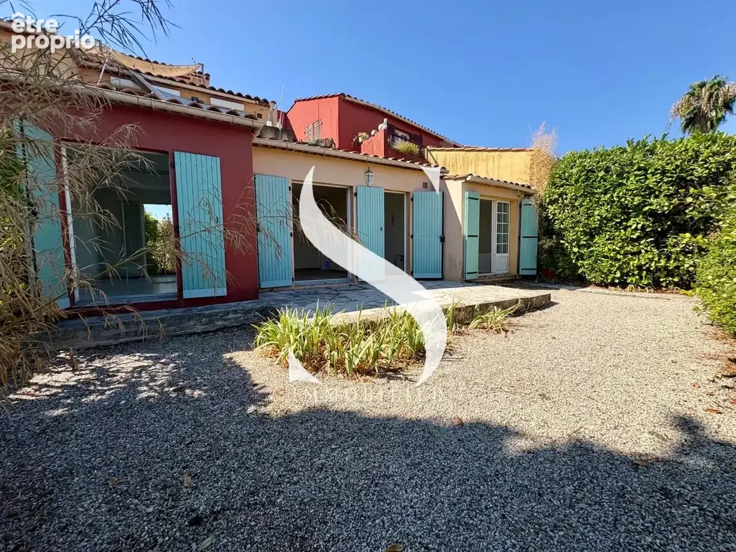 Appartement à VALLAURIS