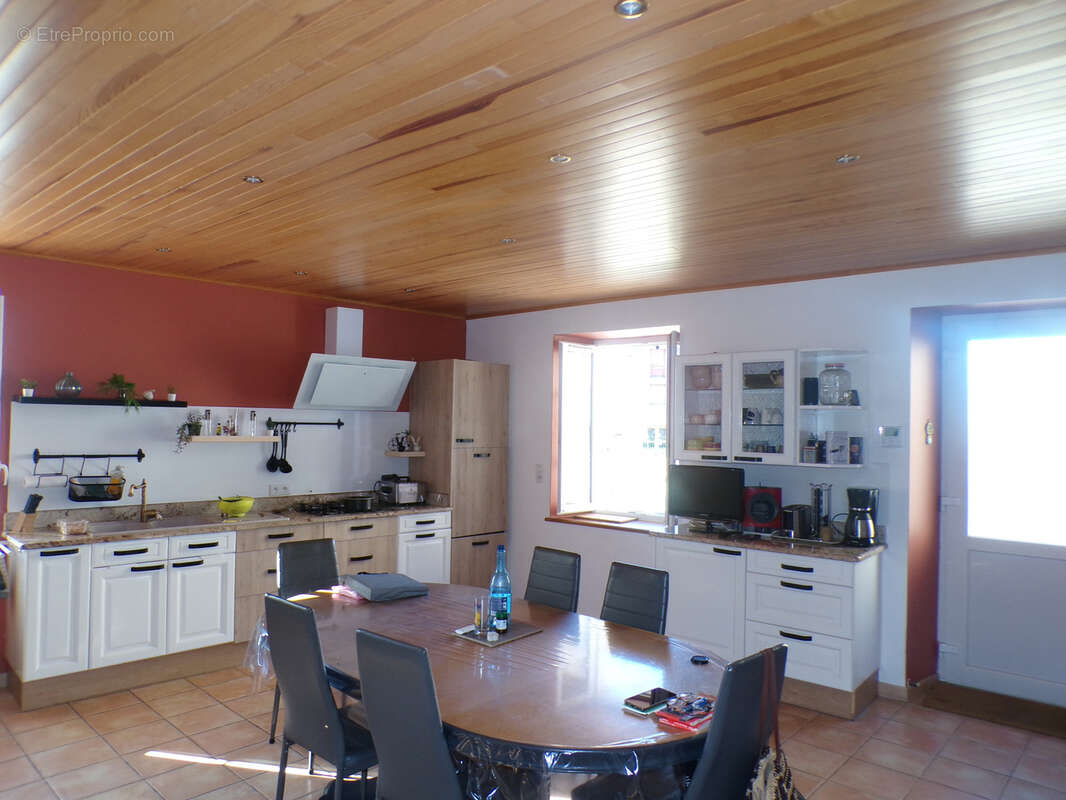 MAISON DE VILLAGE - 5 chambres de 167 m2 au coeur de Saint-Jeure-d'Andaure- Vue dégagée - photo 35