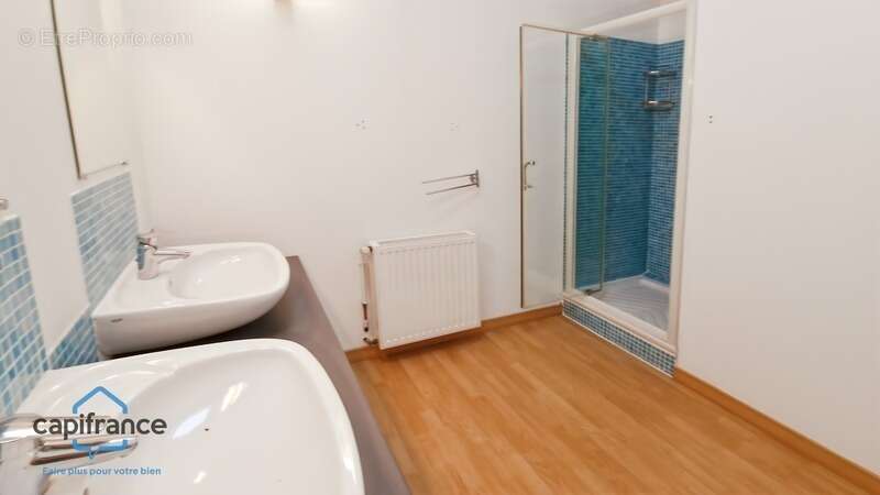 Maison à BELVEZE-DU-RAZES