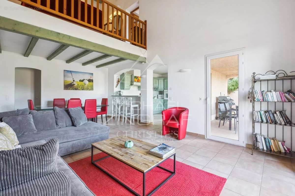 Maison à SAINT-RAPHAEL