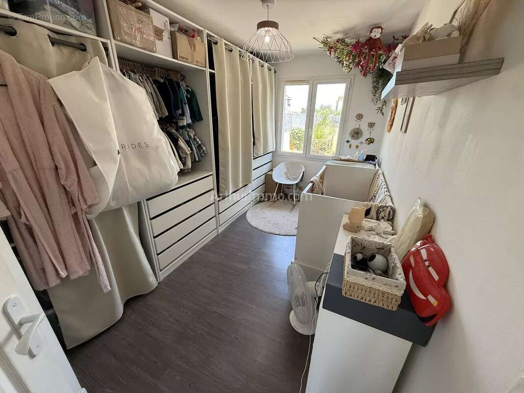 Maison à NEBIAN