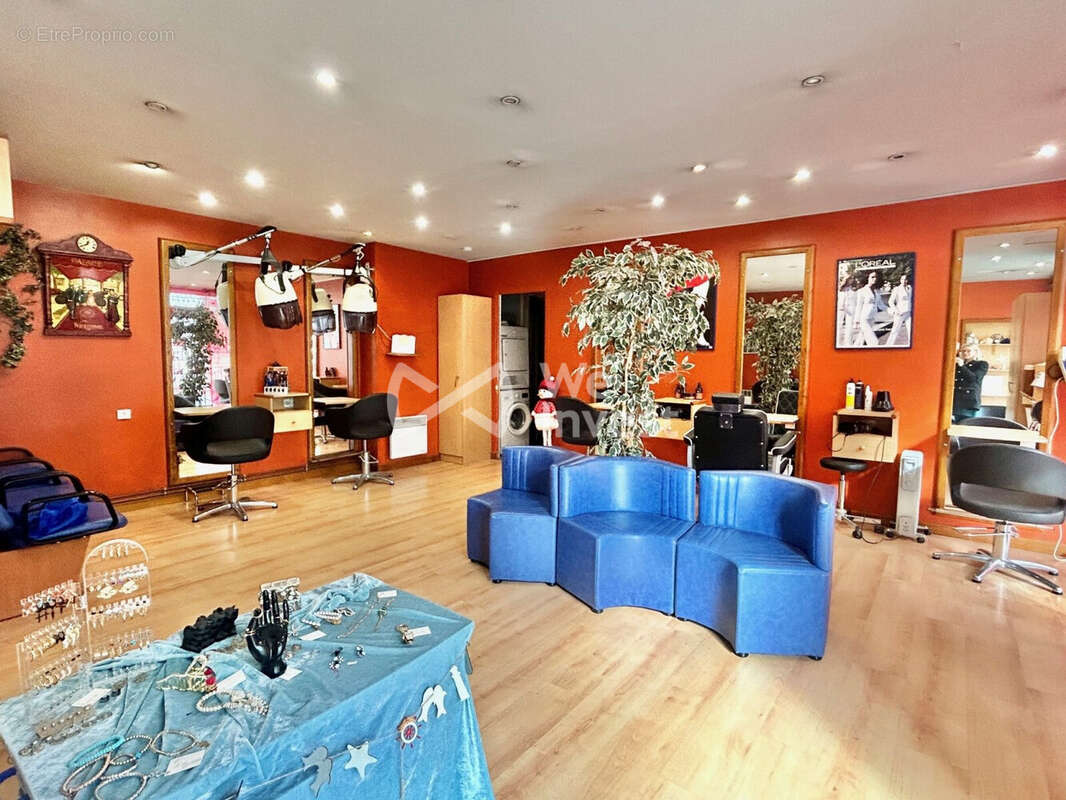 Commerce 53 m² à Rambouillet  - photo 2