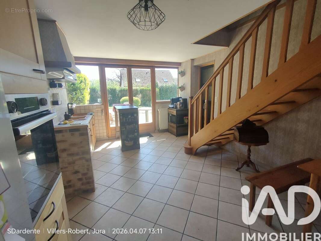 Maison 139 m² à Villers-Robert  - photo 5