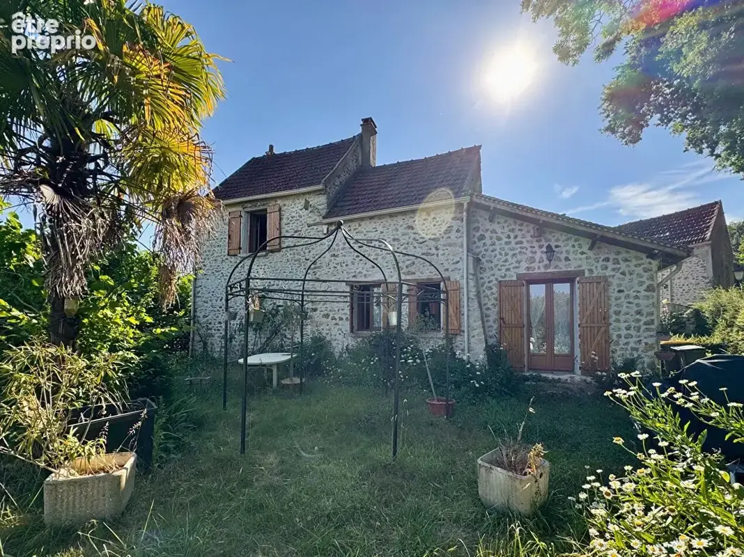 Photo Maison à Fremainville au prix de 259 000€