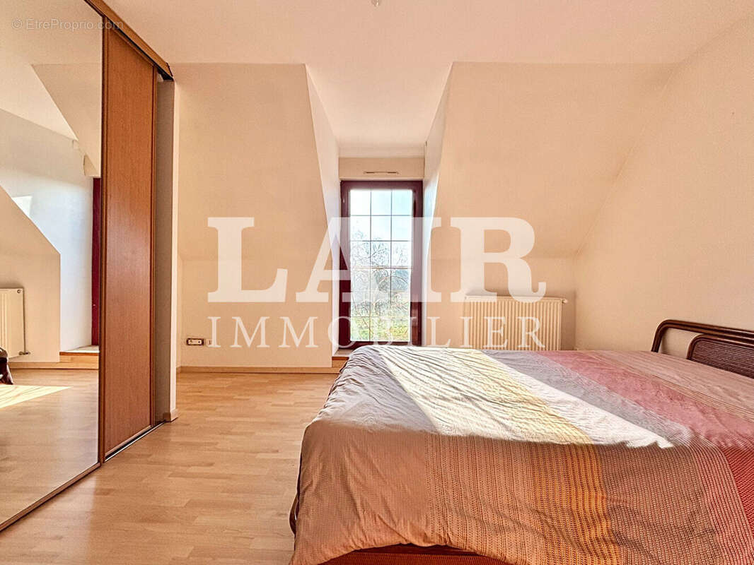 Maison à SAINT-AUBIN-DE-LOCQUENAY