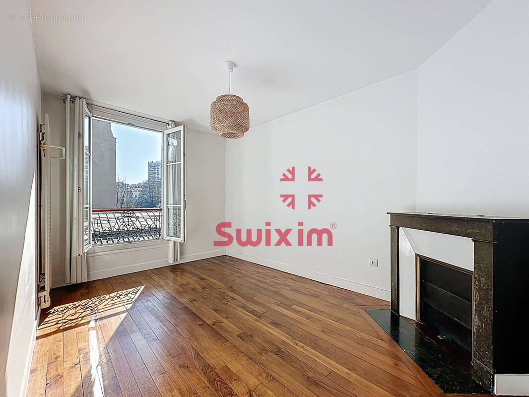 Appartement à PARIS-18E