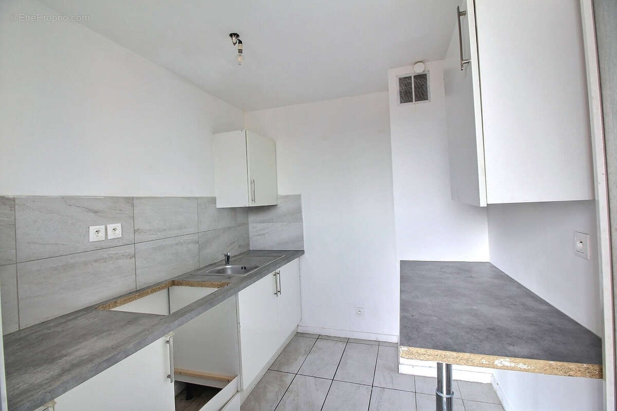 Appartement à MARSEILLE-15E